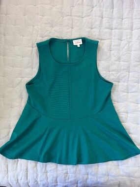 Deletta / Anthropologie, Size M, sleeveless peplum top, EUC Teal Green